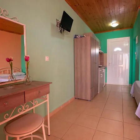 Orama Apartment *